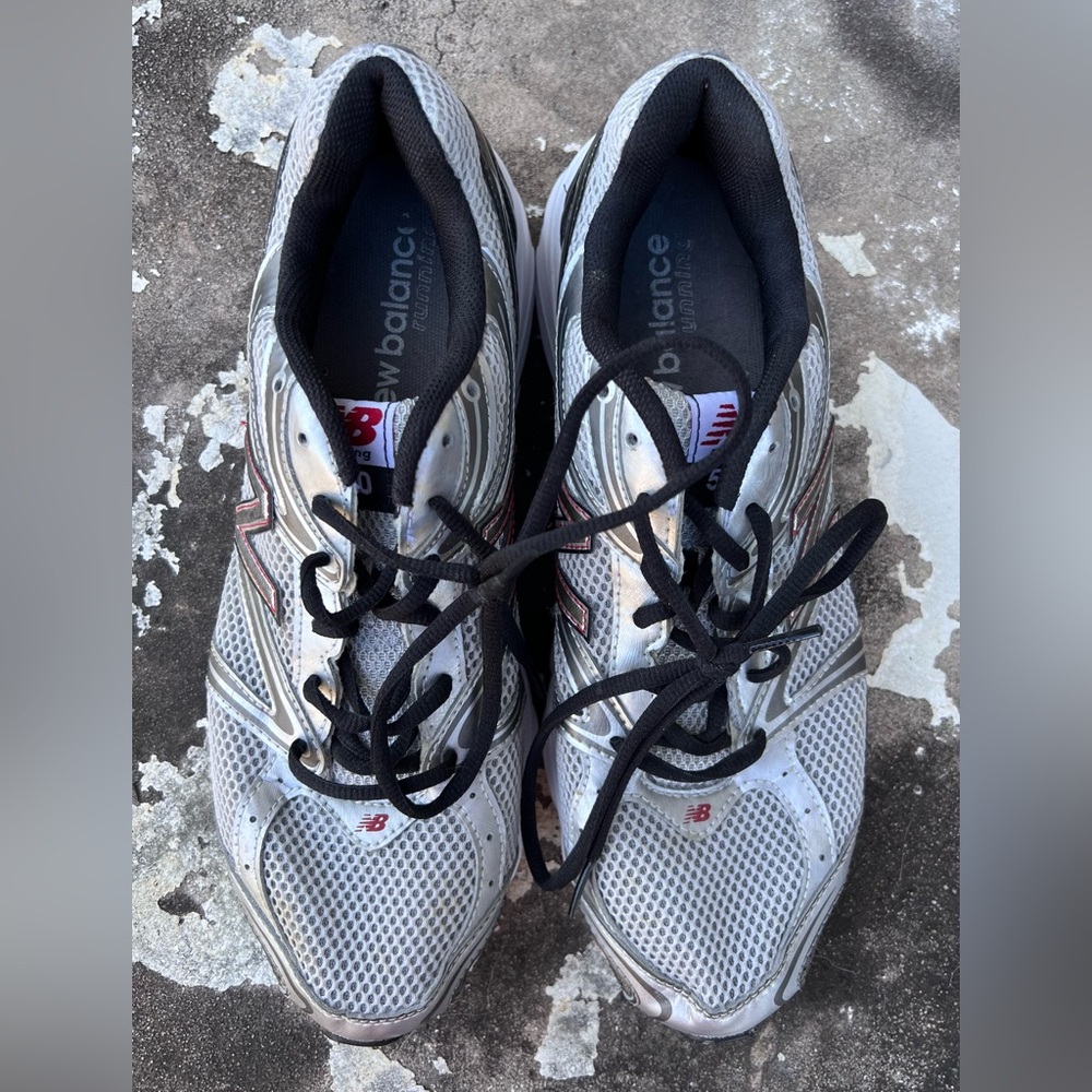 New Balance Men MR580SBR Cushioned Running Shoe Silver Red USA Made Size 10 - Picture 4 of 14